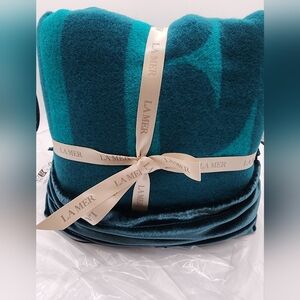 La Mer Celestial Tassel Blanket NWT